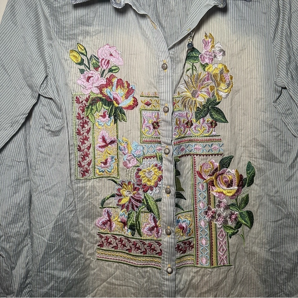Aratta Silent Journey Striped Floral Embroidered Button Down Top Bundle Size S-M - Picture 13 of 16
